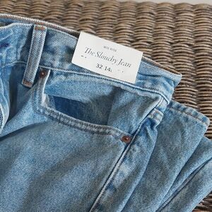 Abercrombie & Fitch Mid Rise 'The Slouchy Jean'